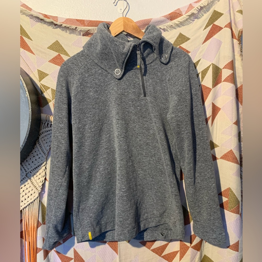 Lole Warm Sweatshirt Sweater Size Medium Top Pullover Long Sleeve Zip